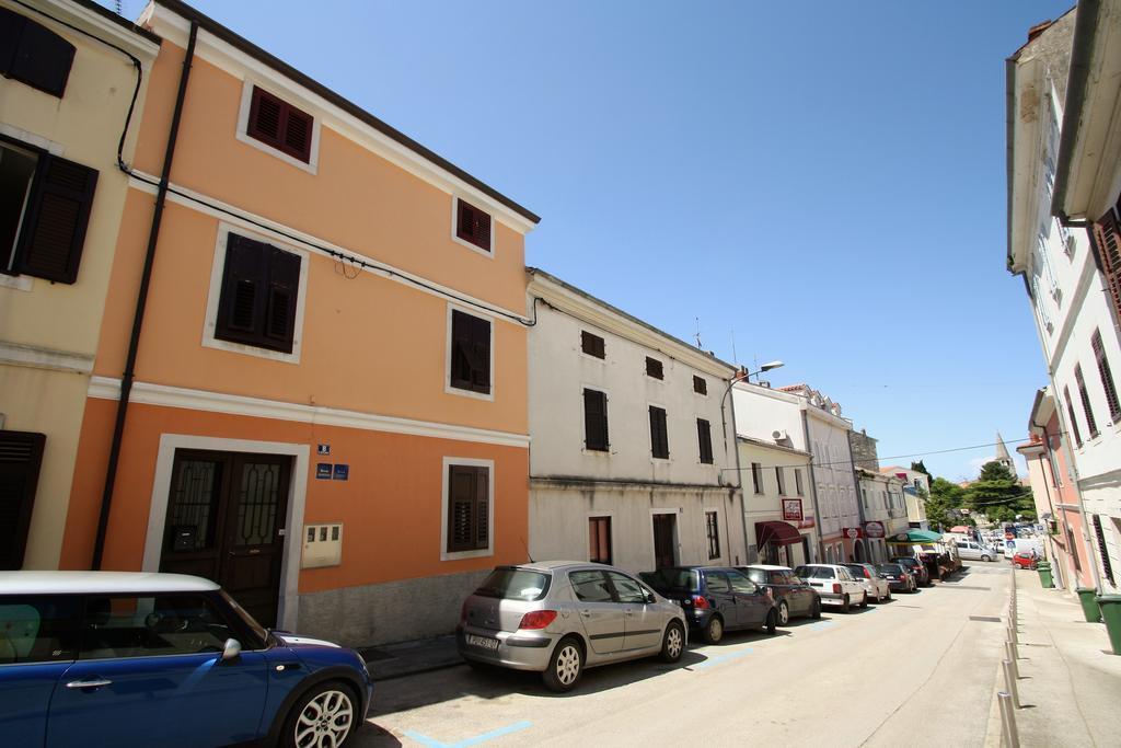 Old Town Rooms And Apartment